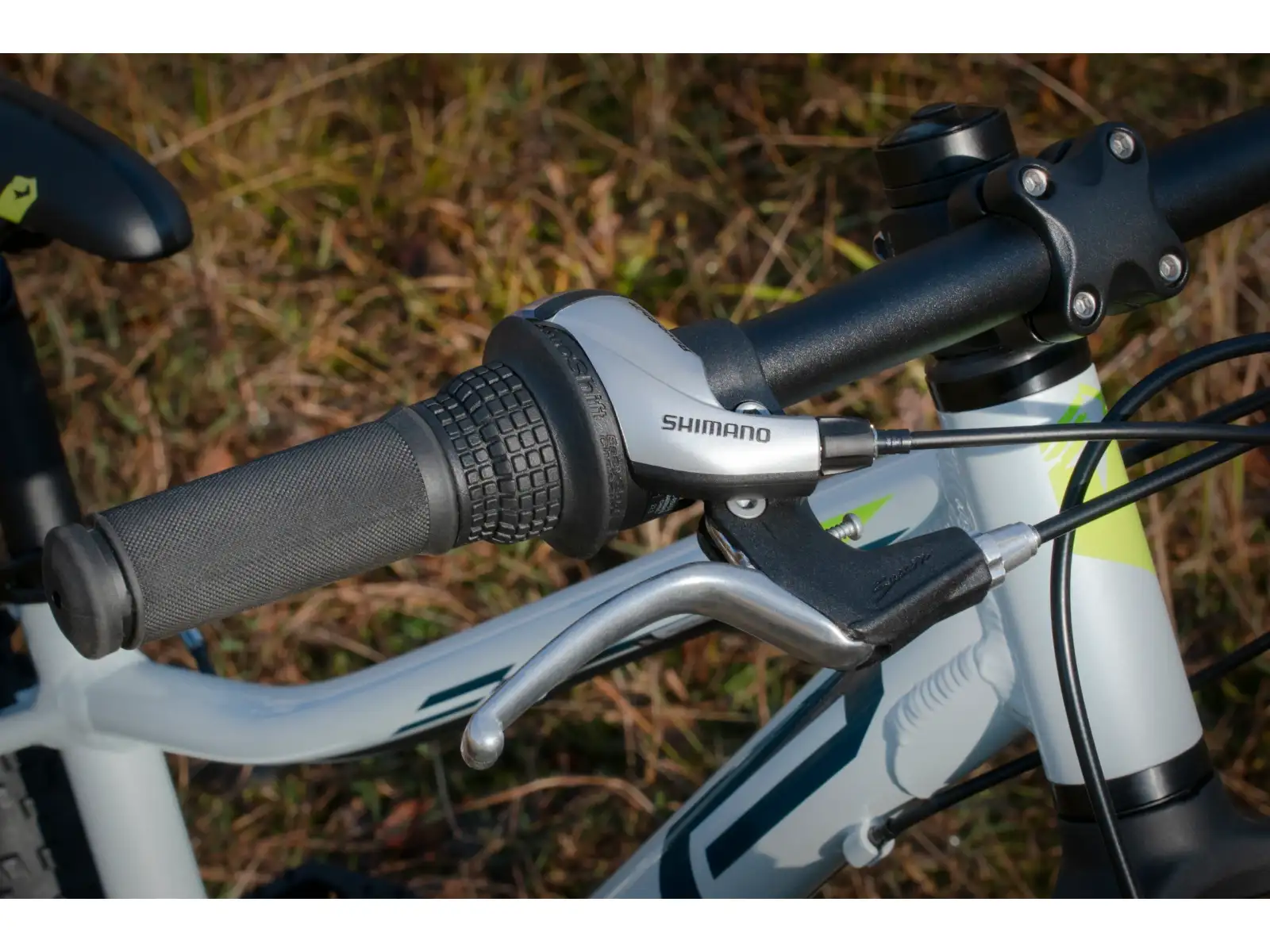 Superior Racer XC 24 dětské horské kolo Gloss White
