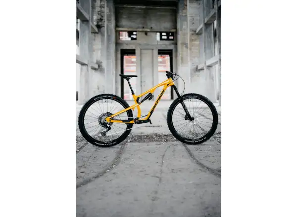 Nukeproof Reactor Alloy Pro 290 Eagle 90 celoodpružené kolo Yellow