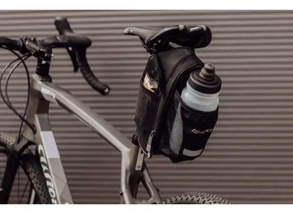 Force Fuse podsedlová brašna 1,2 l + síťka na láhev 0,5 l černá