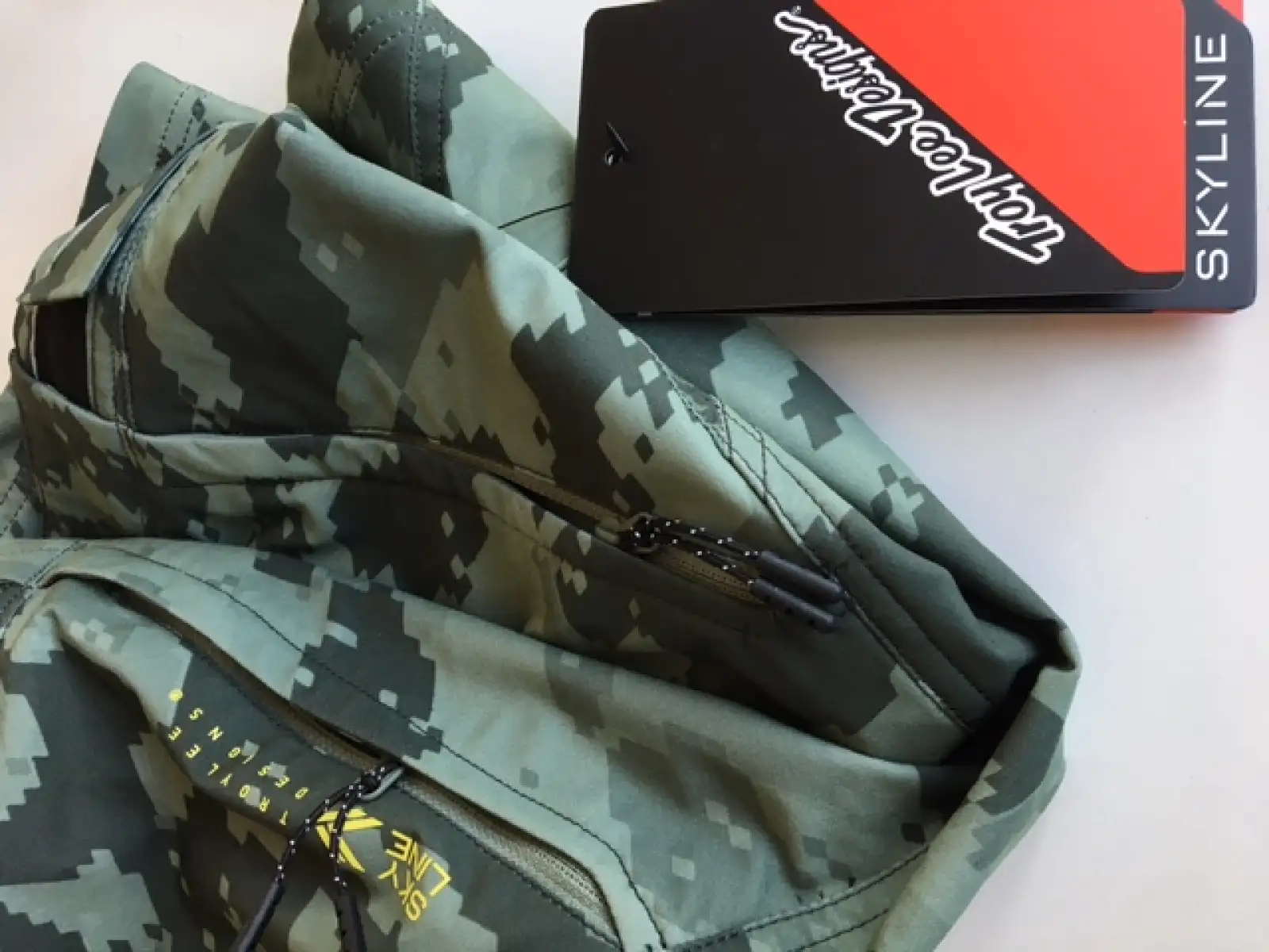 Troy Lee Designs Skyline Shell pánské kraťasy Digi Camo Spruce