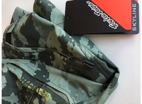 Troy Lee Designs Skyline Shell pánské kraťasy Digi Camo Spruce