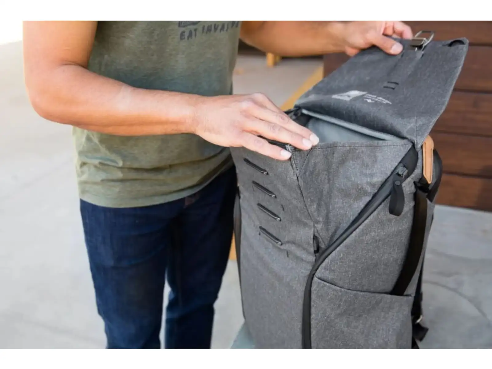 Peak Design Everyday Backpack 30 l batoh Charcoal