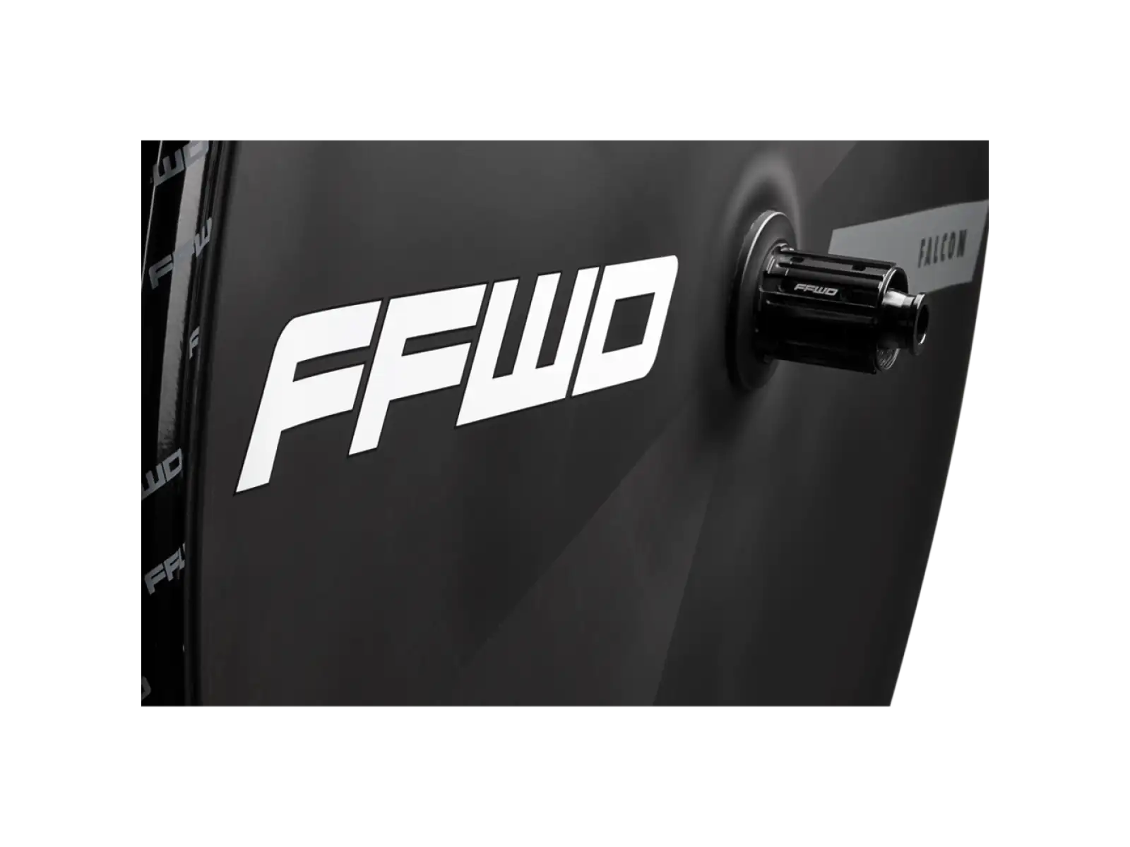FFWD Falcon silniční disc pro kotoučové brzdy včetně pláště