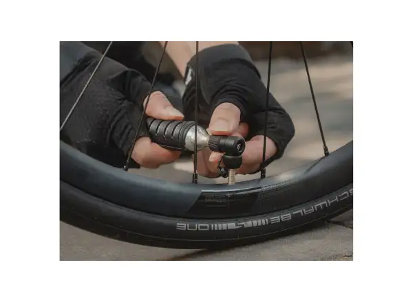 Topeak Nano AirBooster L pumpa černá + 16g CO2 náplň