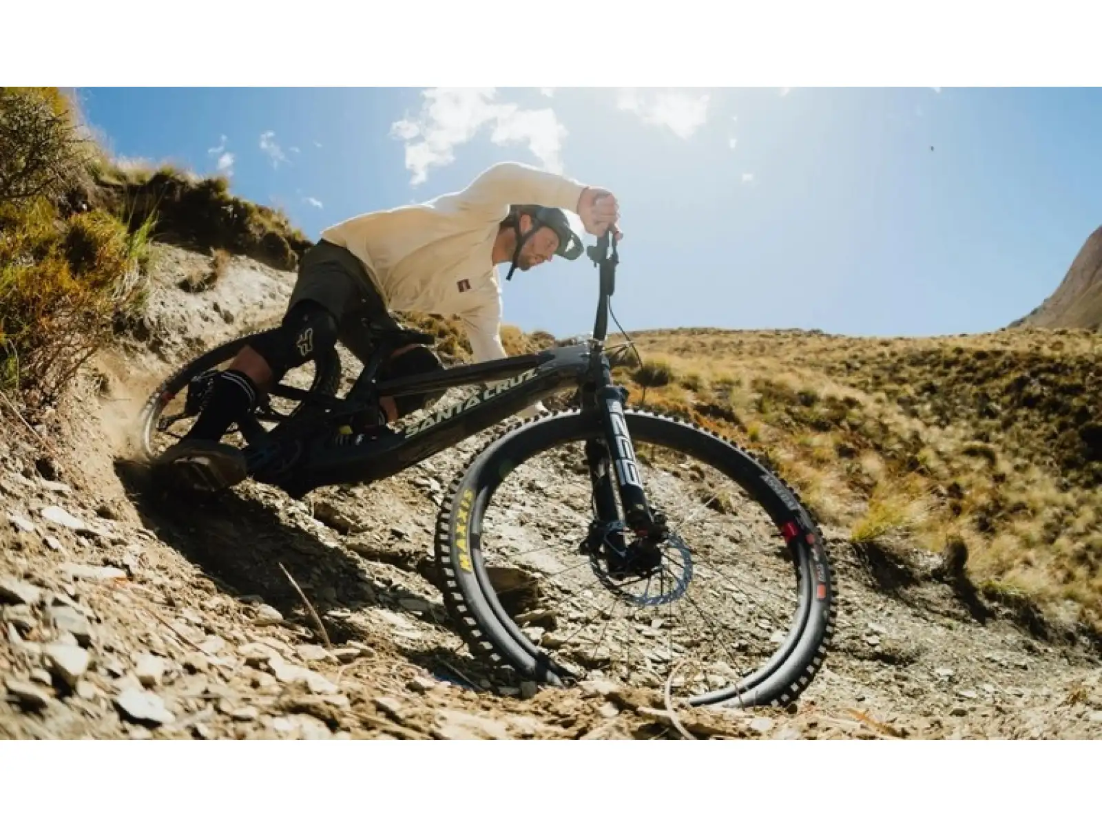 Santa Cruz Megatower 2 C 29 GX AXS celoodpružené kolo Matte Carbon Black