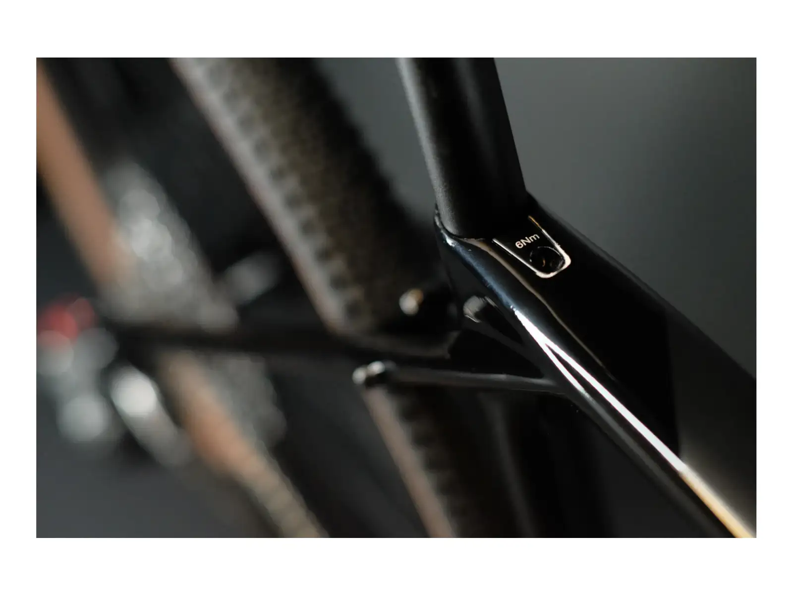 Rock Machine Gravelride CRB 900 AXS gravel kolo Stealth Black VZOREK