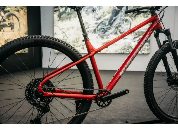 Nukeproof Tracker Comp 290 Cues 1x10 horské kolo Red/Chrome