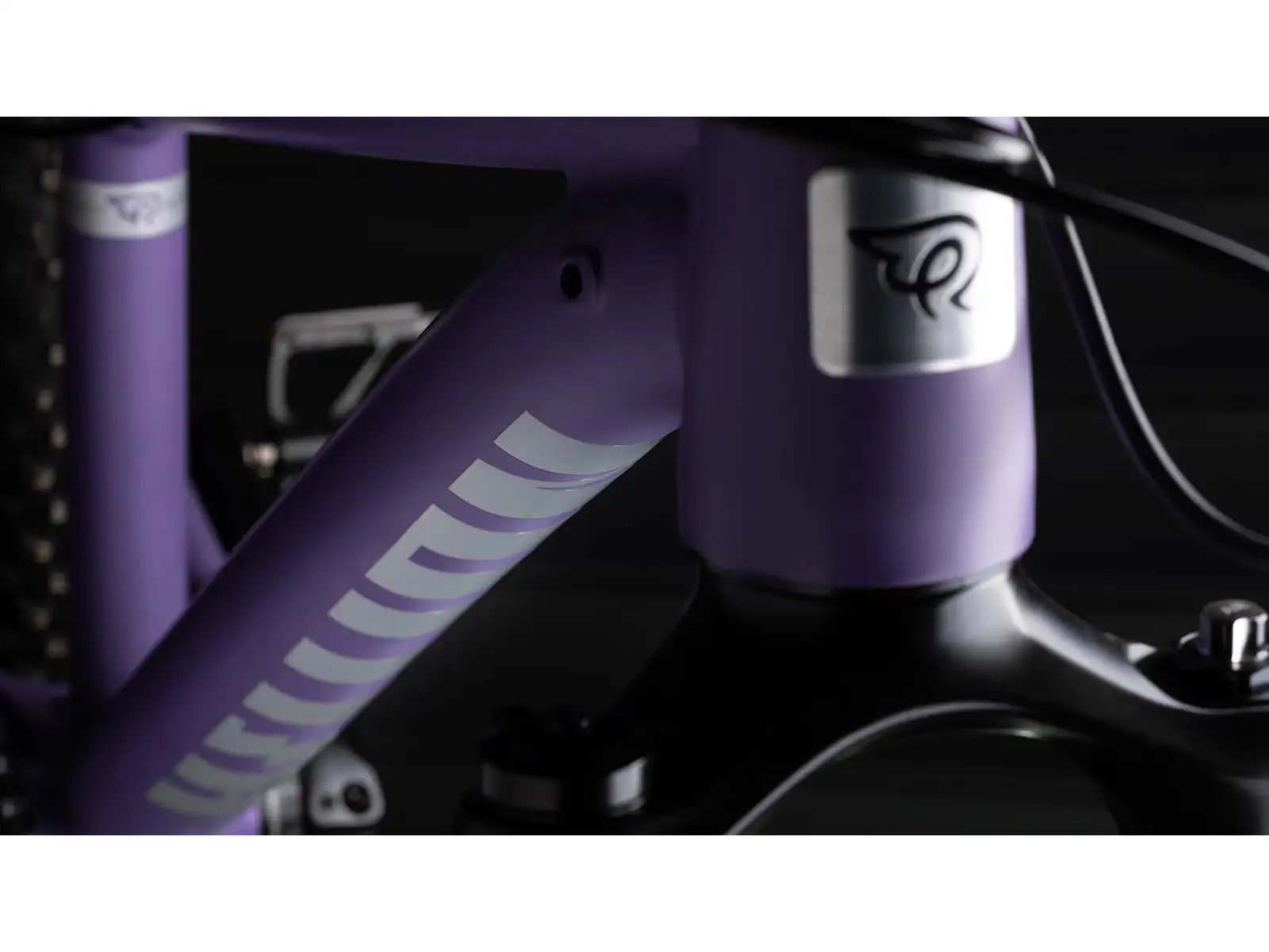 Early Rider Hellion 24 dětské kolo Electric Purple