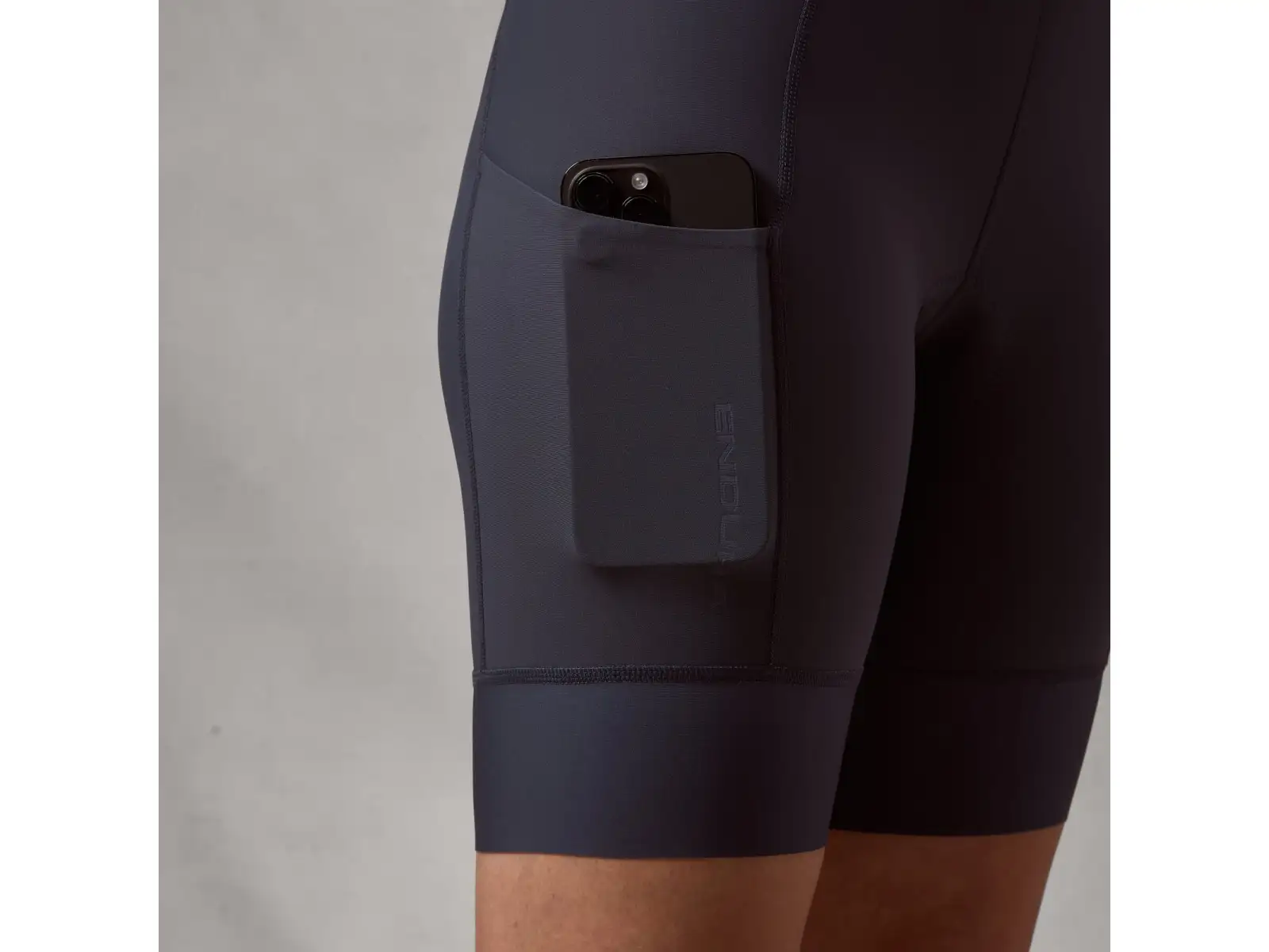 Endura Loop dámské kraťasy s vložkou Carbon Grey