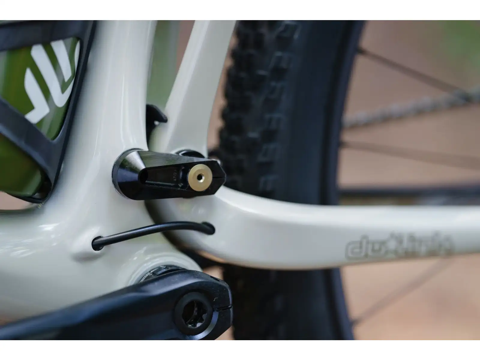 Ibis Exie V2 GX 29" horské kolo bone