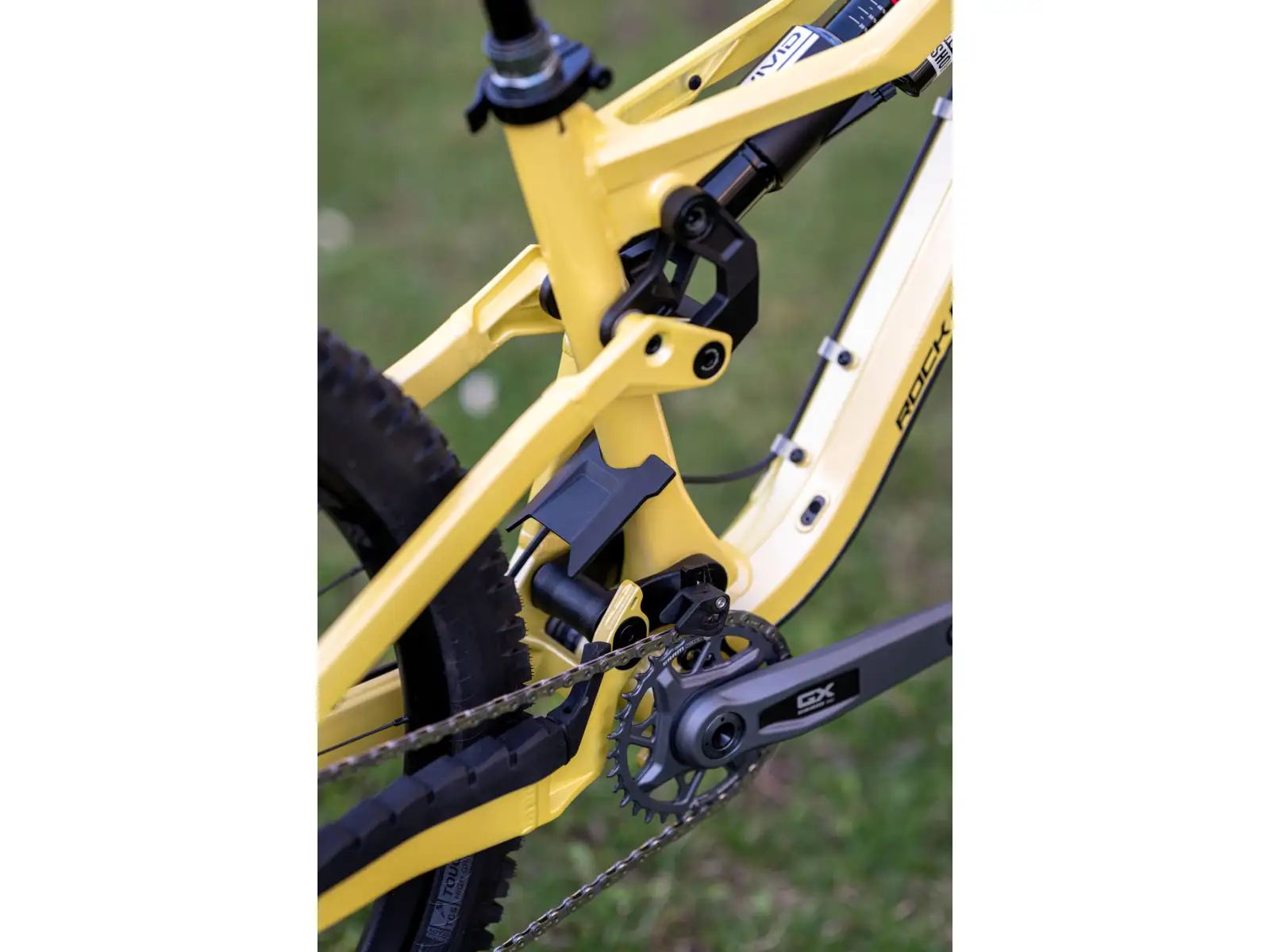 Rock Machine Whizz FS II 90 AXS horské kolo Panama Yellow