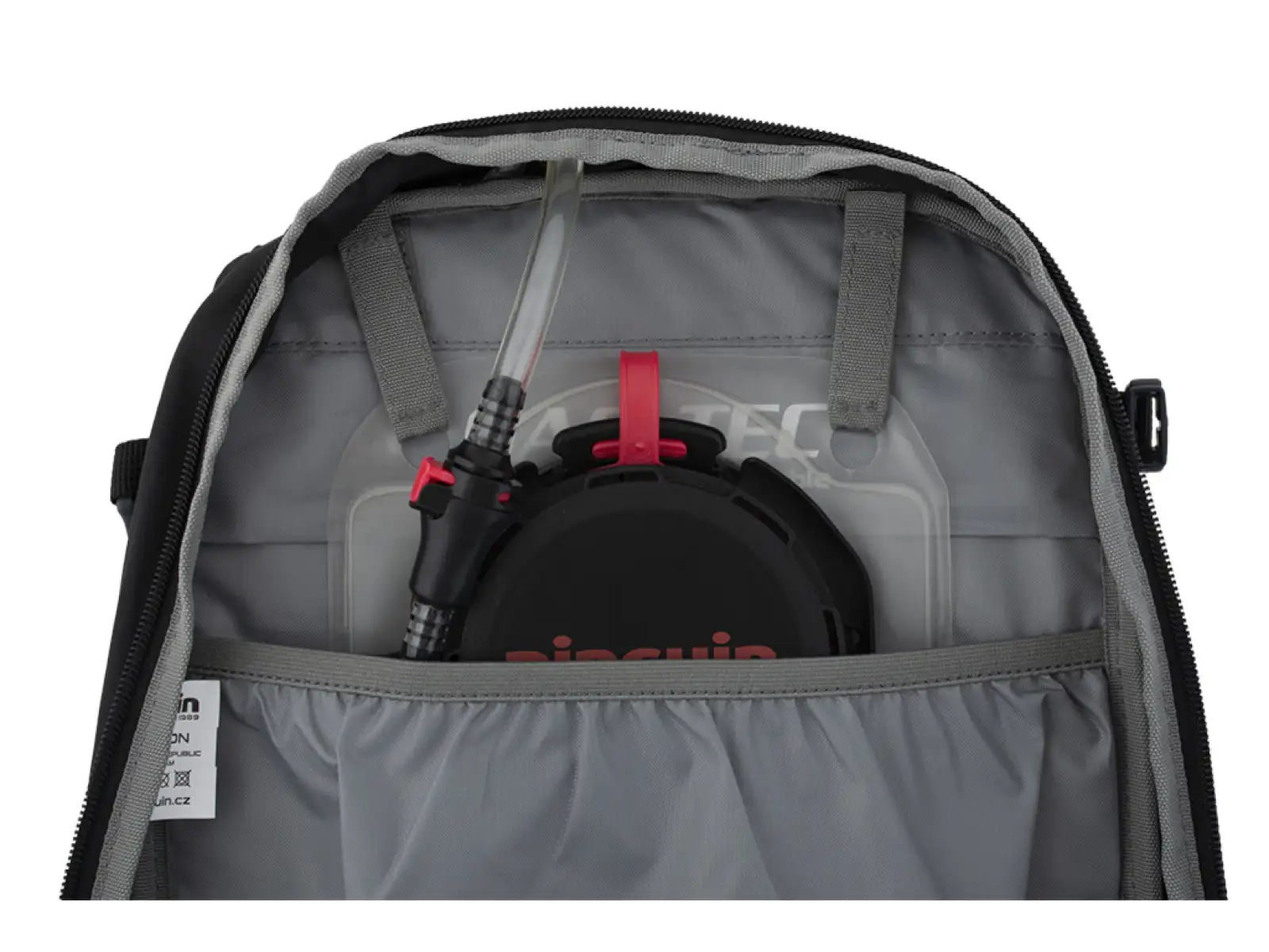 Pinguin Flux 15 batoh Black