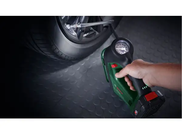 Bosch UniversalPump 18V Cordless Pneumatic Pump + Starter-Set 18V