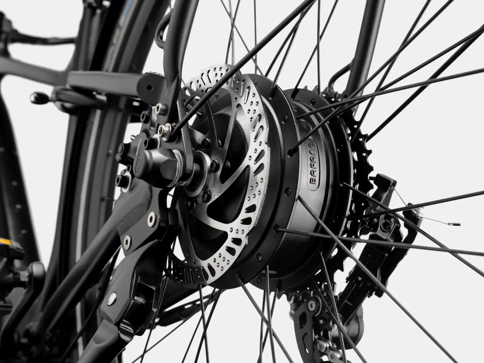 Cannondale Mavaro NEO SL 2 nízkonástupové městské elektrokolo Black Cherry