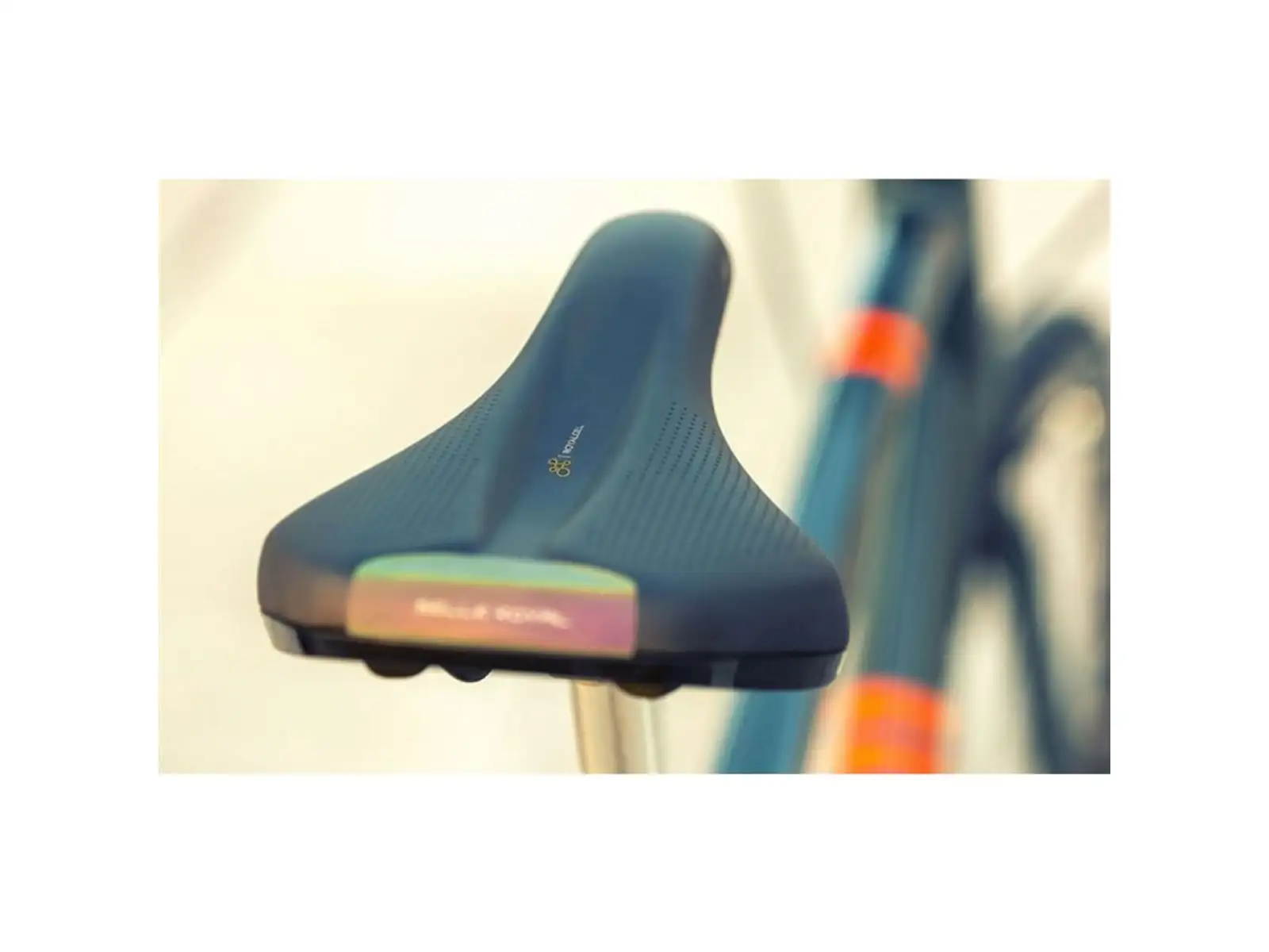 Selle Royal Vivo Athletic sedlo černá