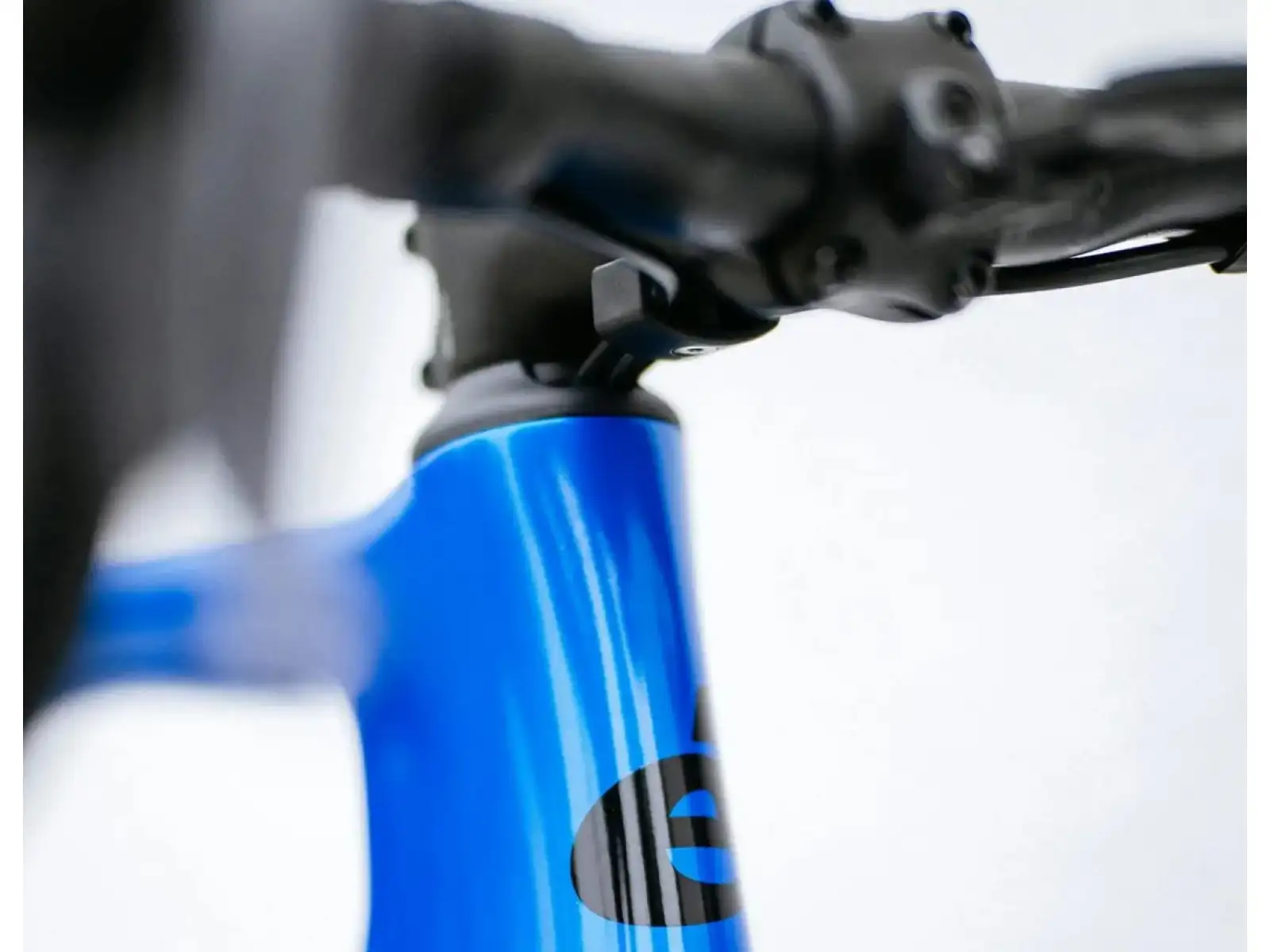 Cervélo Soloist Force AXS silniční kolo Azure