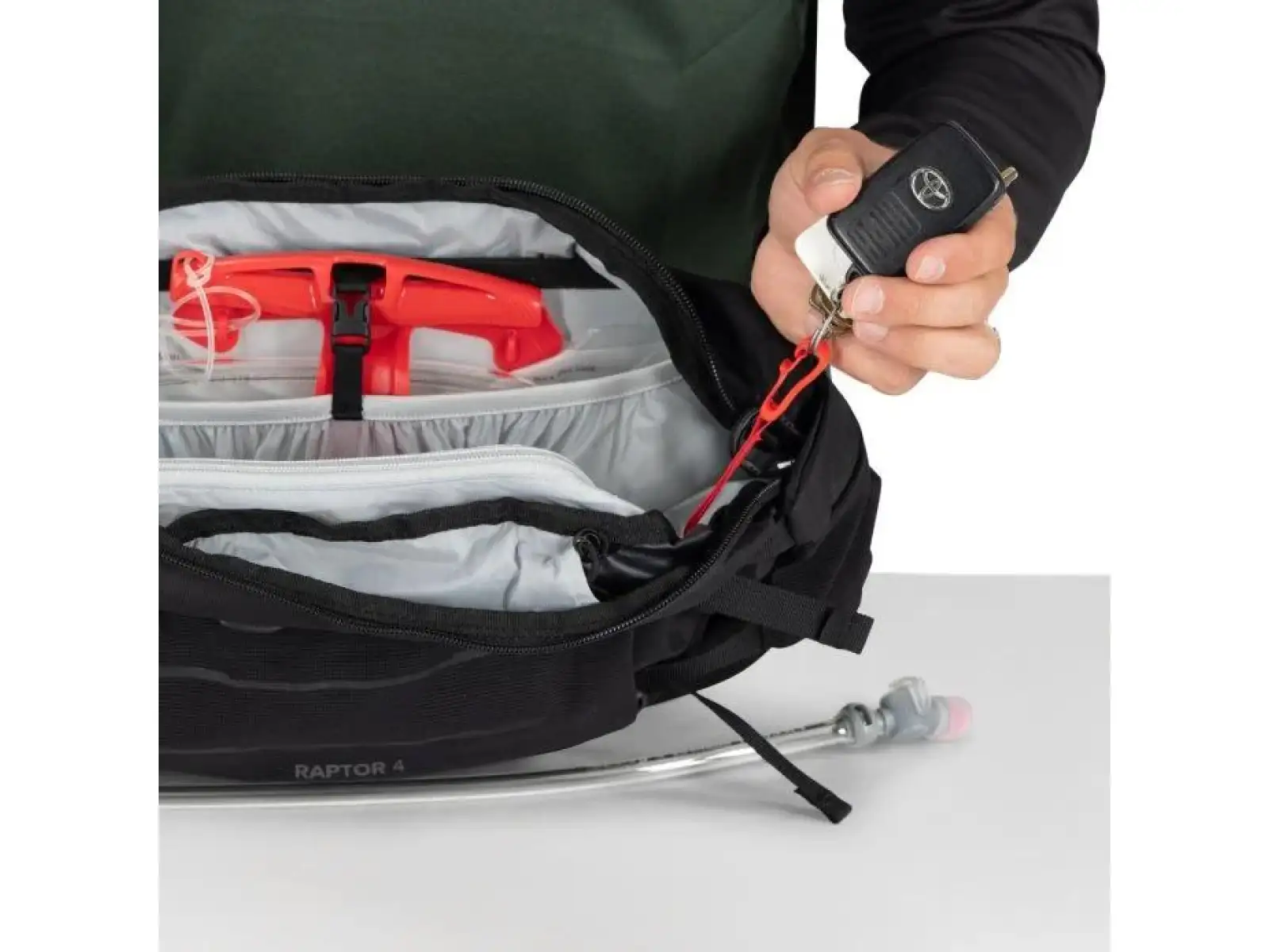 Osprey Raptor 4 ledvinka Pediment Grey