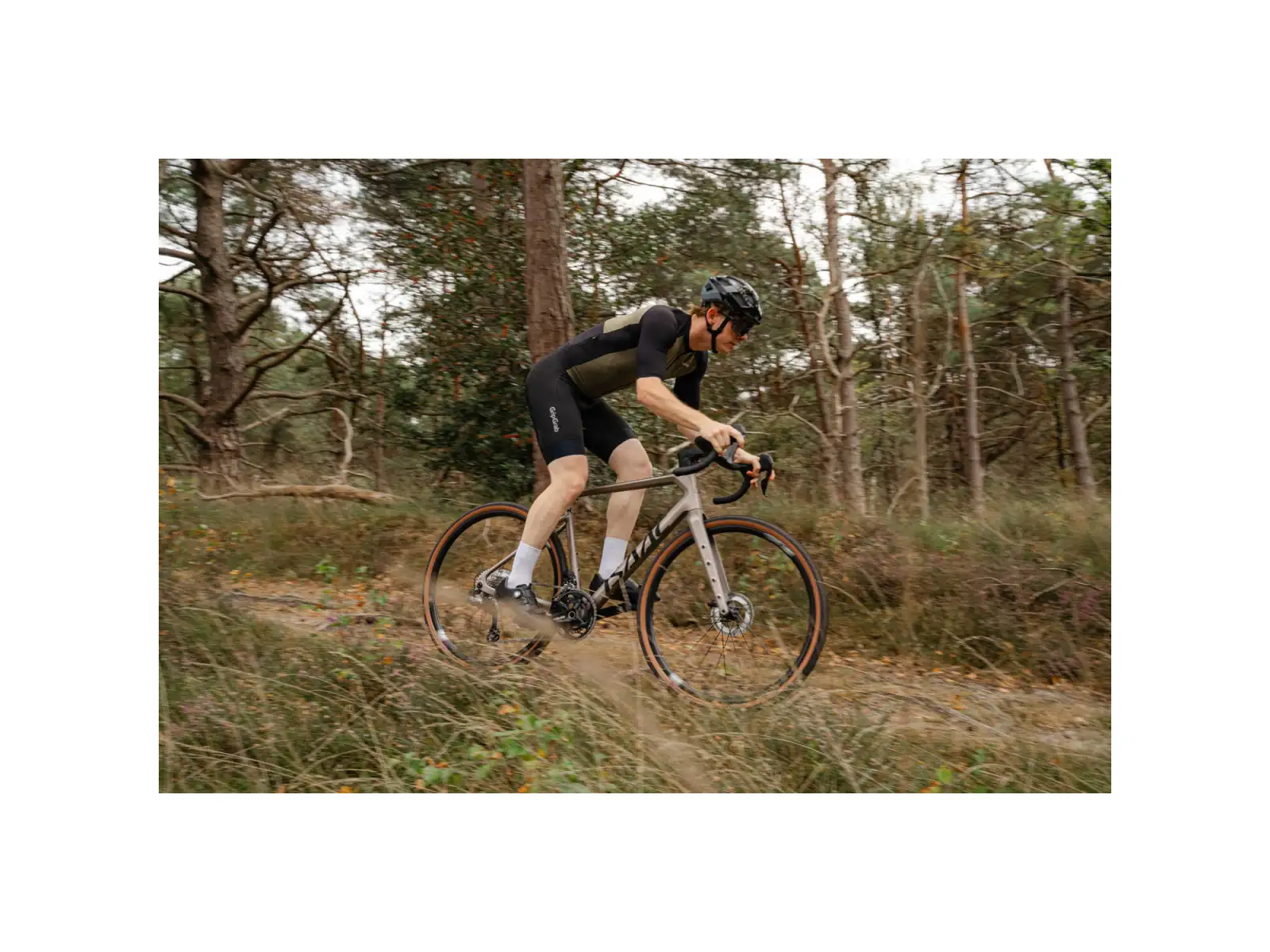 Isaac Torus Xplore  GRX825 Di2 2x12 gravel kolo Blast Bronze