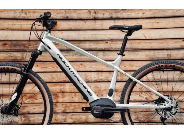 Rock Machine Torrent INT e70-29 Gloss Silver/Black horské elektrokolo
