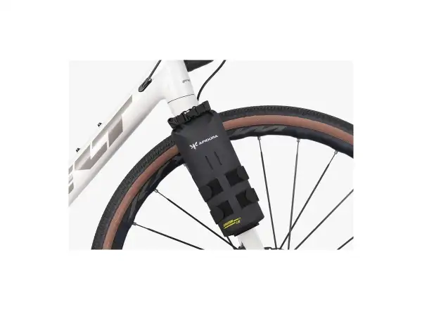 Apidura Expedition Cargo brašna na vidlici 1,5 l