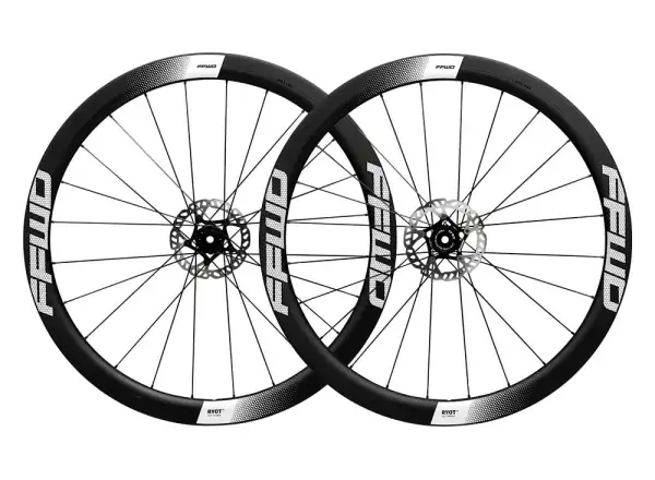 FFWD RYOT44 DT240 2:1 EXP silniční karbonová kola White galusková, ořech Shimano 11/12sp.