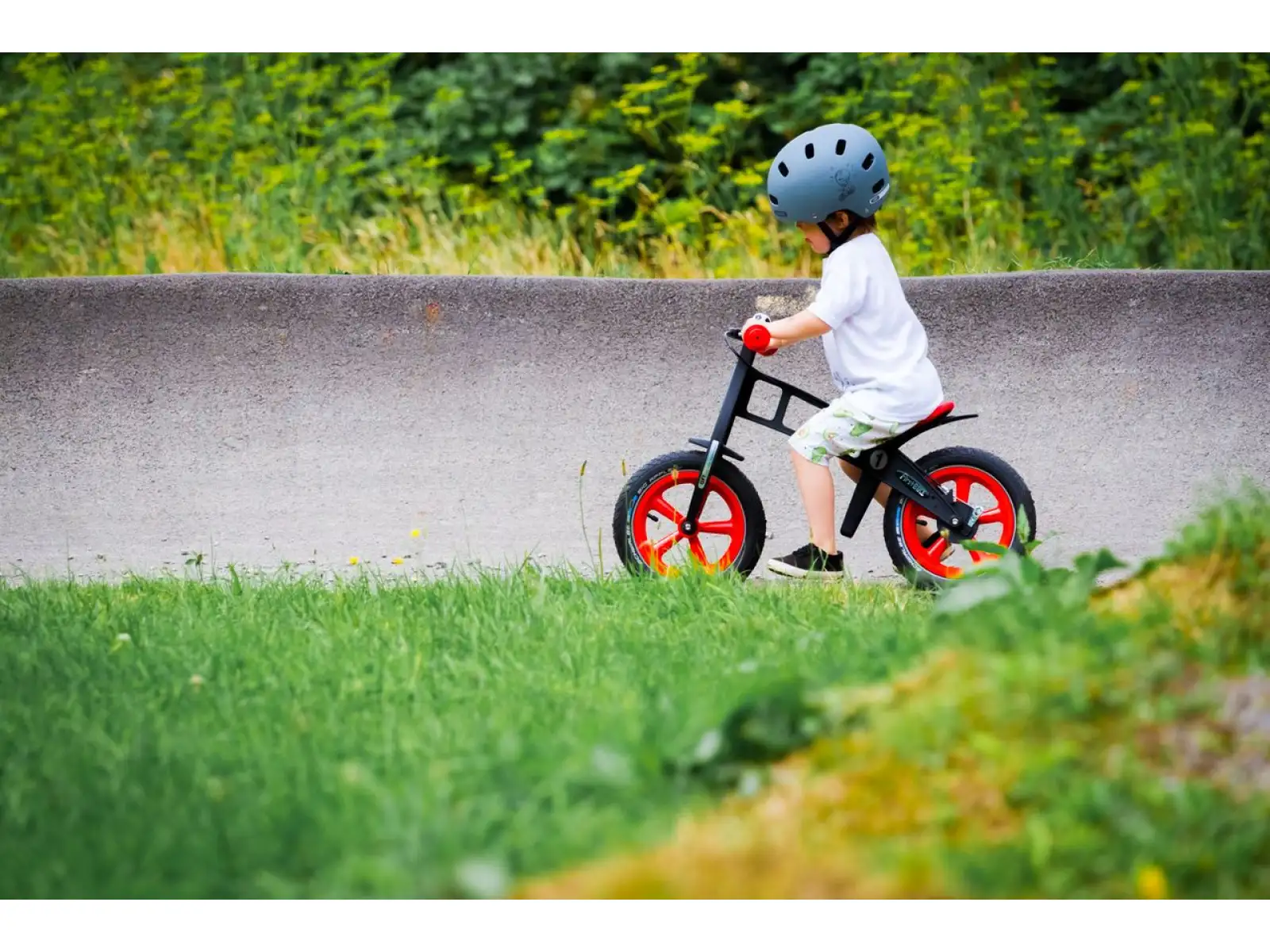 First Bike FAT dětské odrážedlo Red