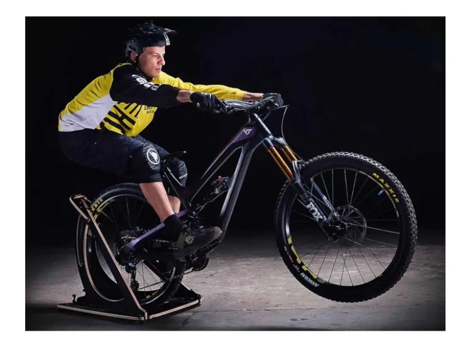MTB Hopper Balance trenažér vyvážení zadních kol