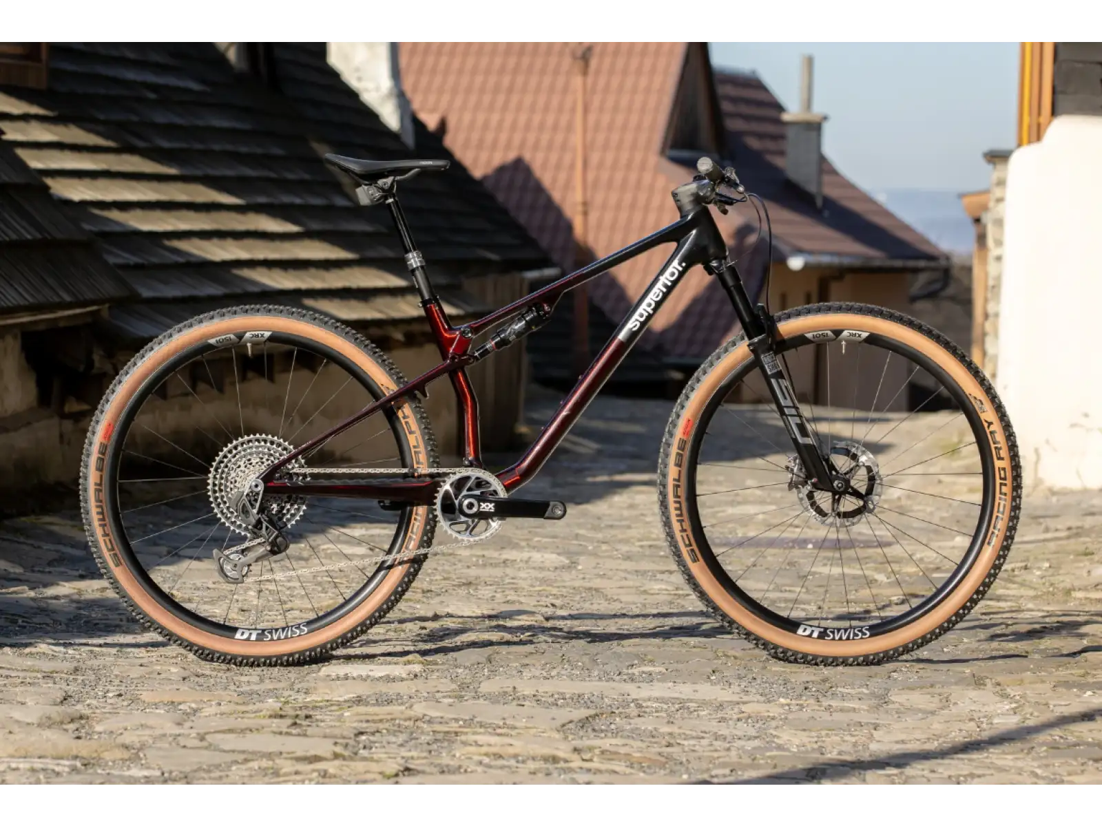 Superior XF 9.9 Team horské kolo Gloss Red Carbon / Black