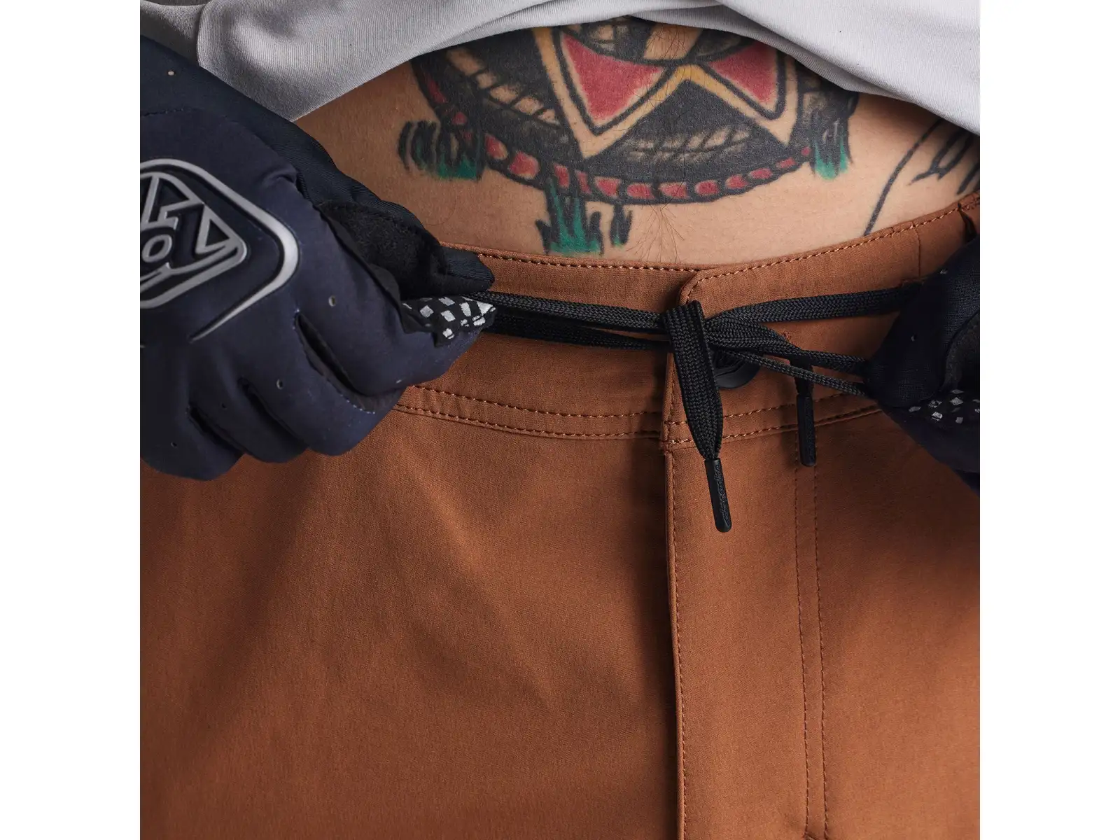 Troy Lee Designs Ruckus Long Travel Pant pánské kalhoty Mono Dark Canvas