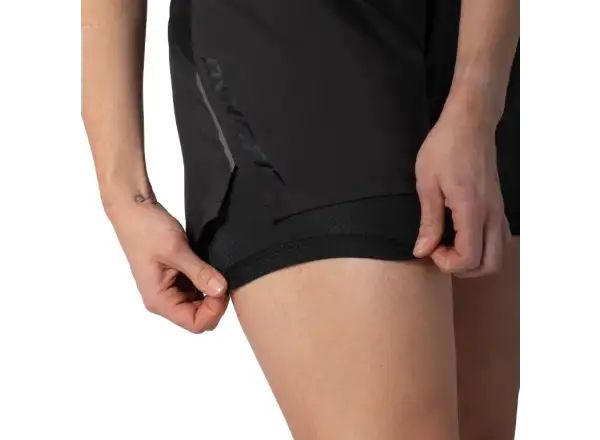 Dynafit Alpine Pro 2v1 dámské běžecké kraťasy Black Out