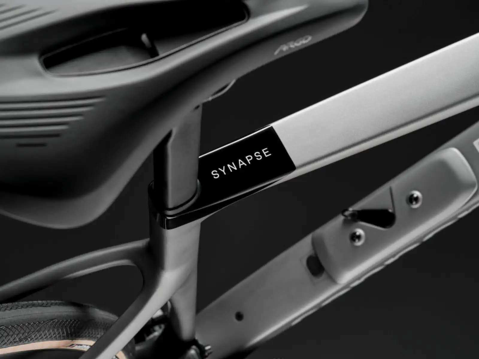 Cannondale Synapse Carbon 2 silniční kolo Grey (GRY)