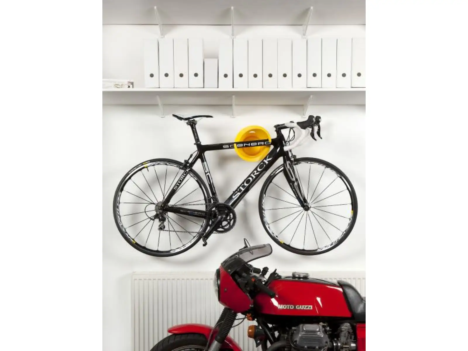 Cycloc Solo držák kola na zeď žlutá