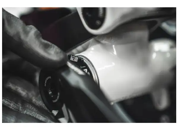Muc-Off Crank Preload Ring předpínací kroužek ke klikám stříbrná