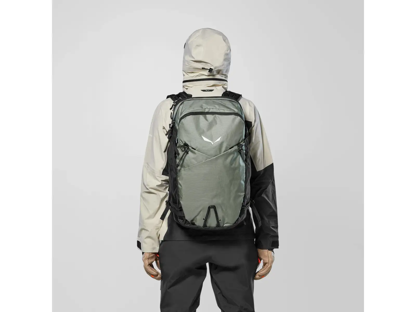 Salewa Sella Tour 30L dámský batoh Shadow/Black Out