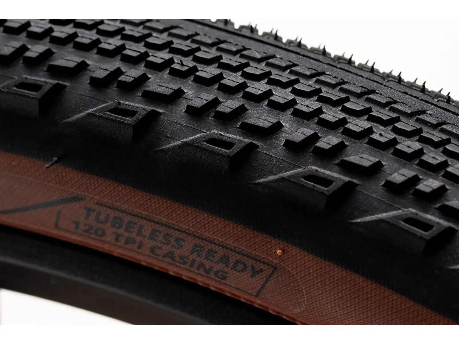 Kenda K-Series Crusher Gravel TR 40-622 gravel plášť kevlar