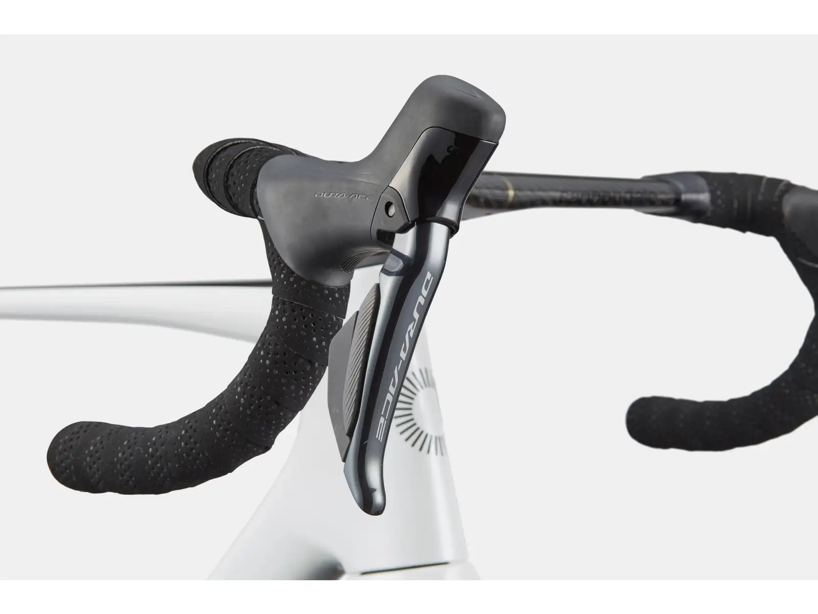 Cannondale SuperSix Evo LAB71 silniční kolo Cashmere CAS