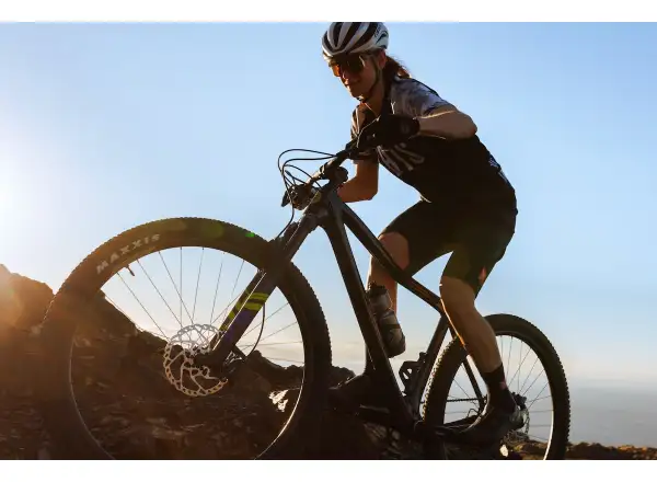 IBIS DV9 Deore XT horské kolo Purple Crush