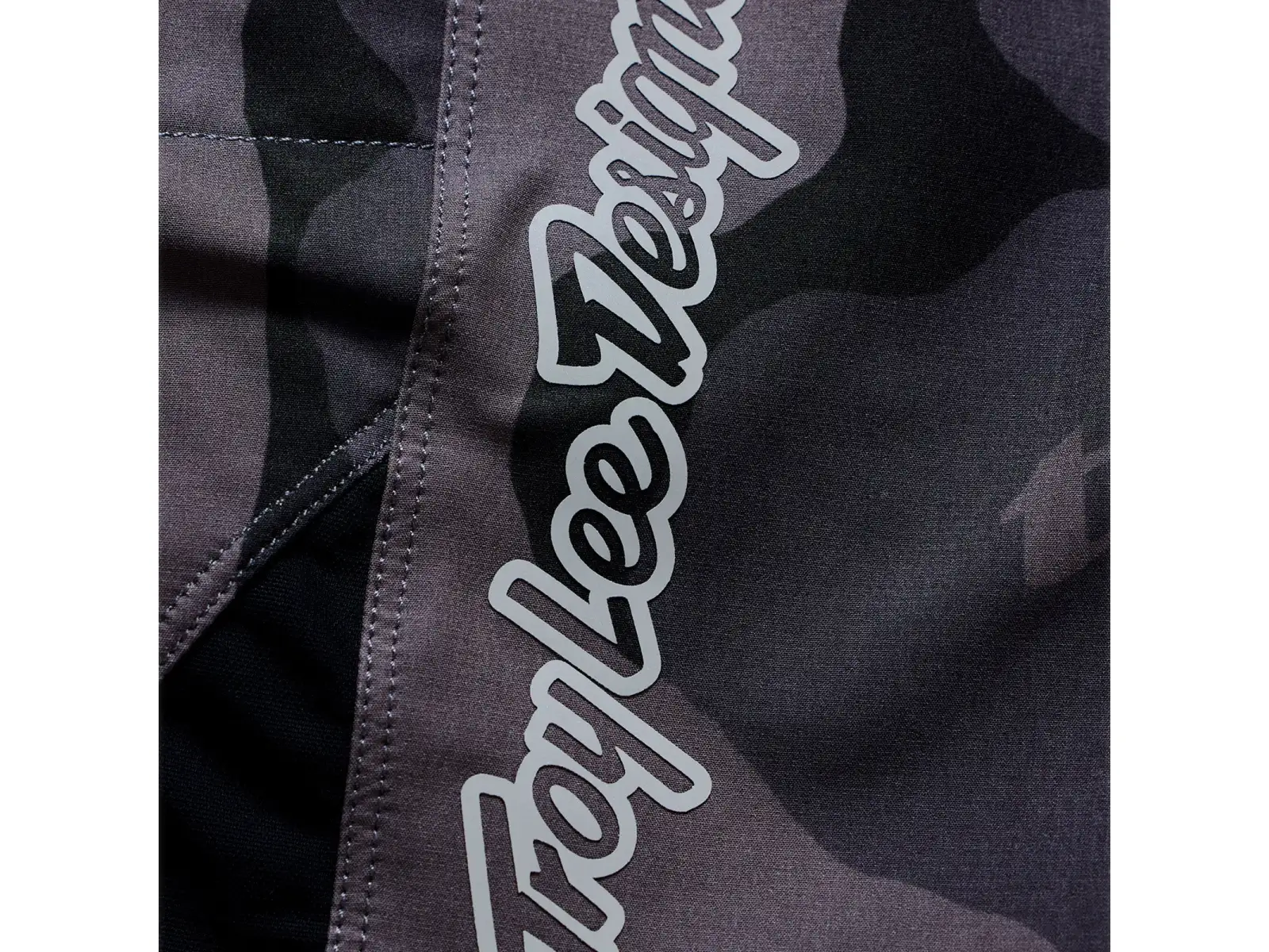 Troy Lee Designs Skyline Pro pánské kraťasy Shell Flow Camo Carbon