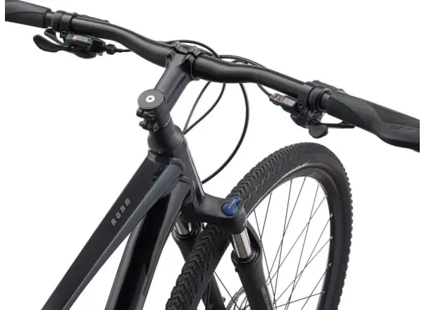Giant Roam 2 Disc Black trekingové kolo