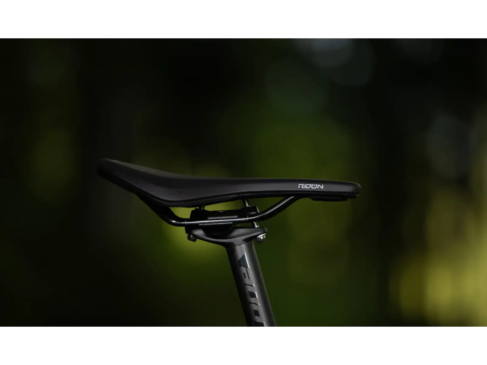 Superior XP 9.8 horské kolo Matte Carbon/Dark Chrome