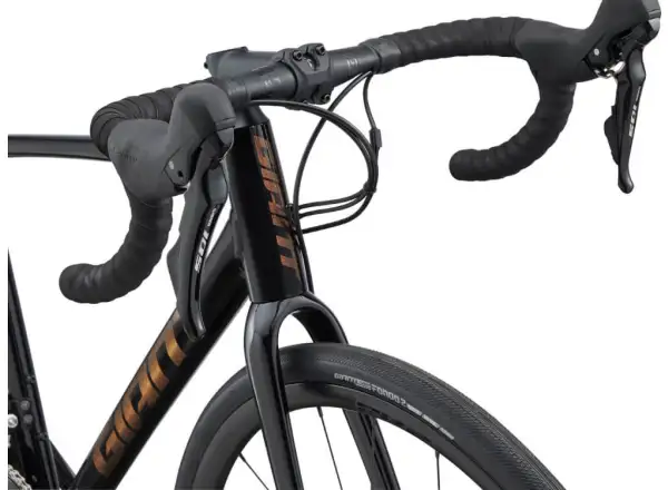 Giant Contend AR 1 black silniční kolo