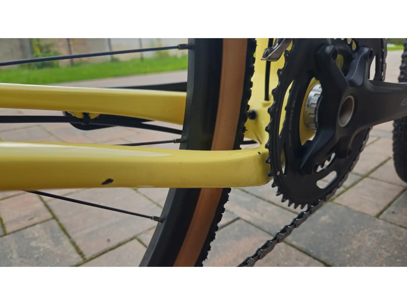 Cannondale Topstone Carbon 3 gravel kolo Butter Prověřeno