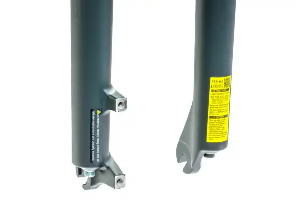 SR Suntour XCM HLO DISC 100 mm 27,5" MTB odpružená vidlice černá bez polepu