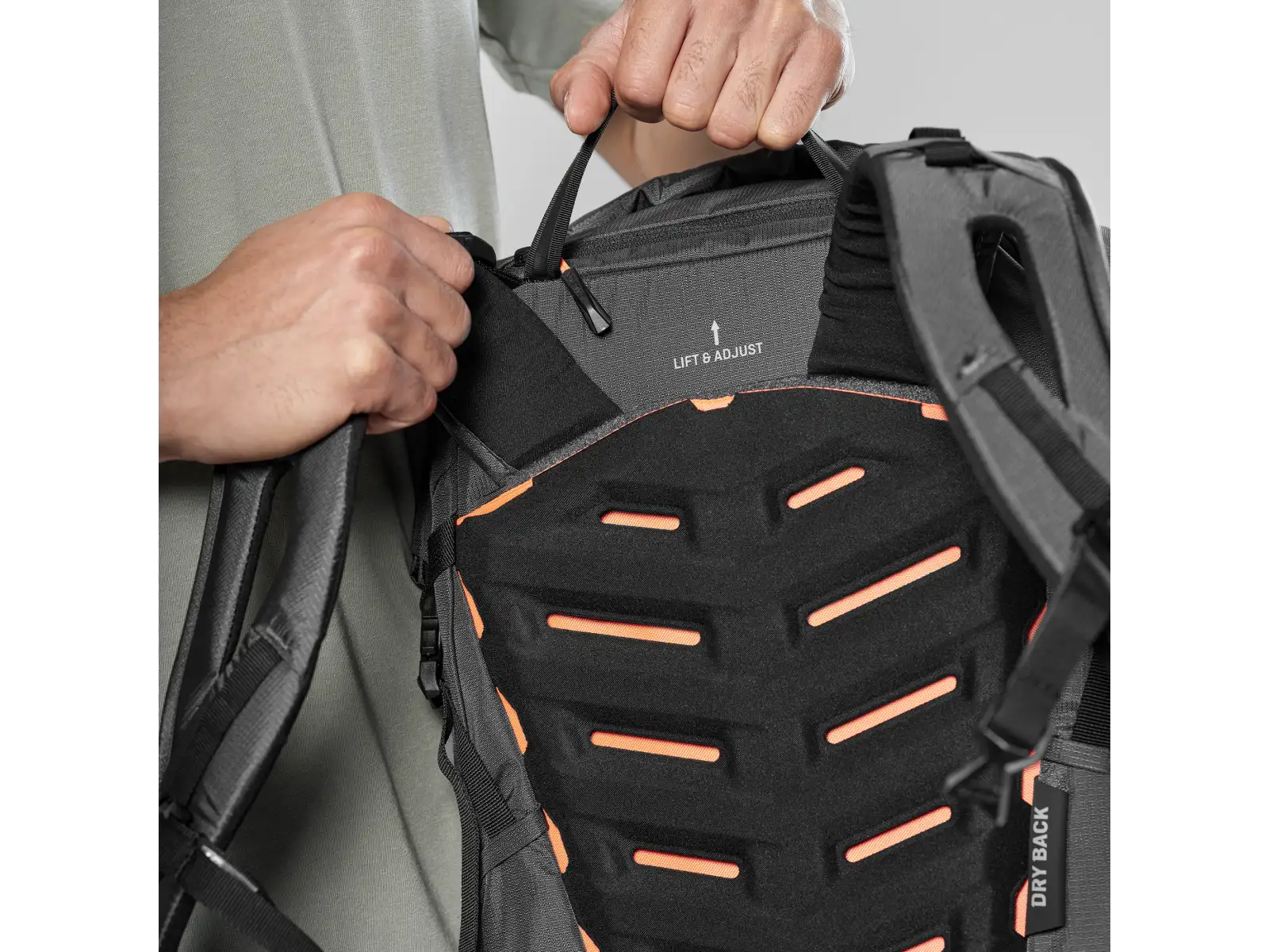 Salewa Puez batoh 32+5 l batoh Black Out/Onyx
