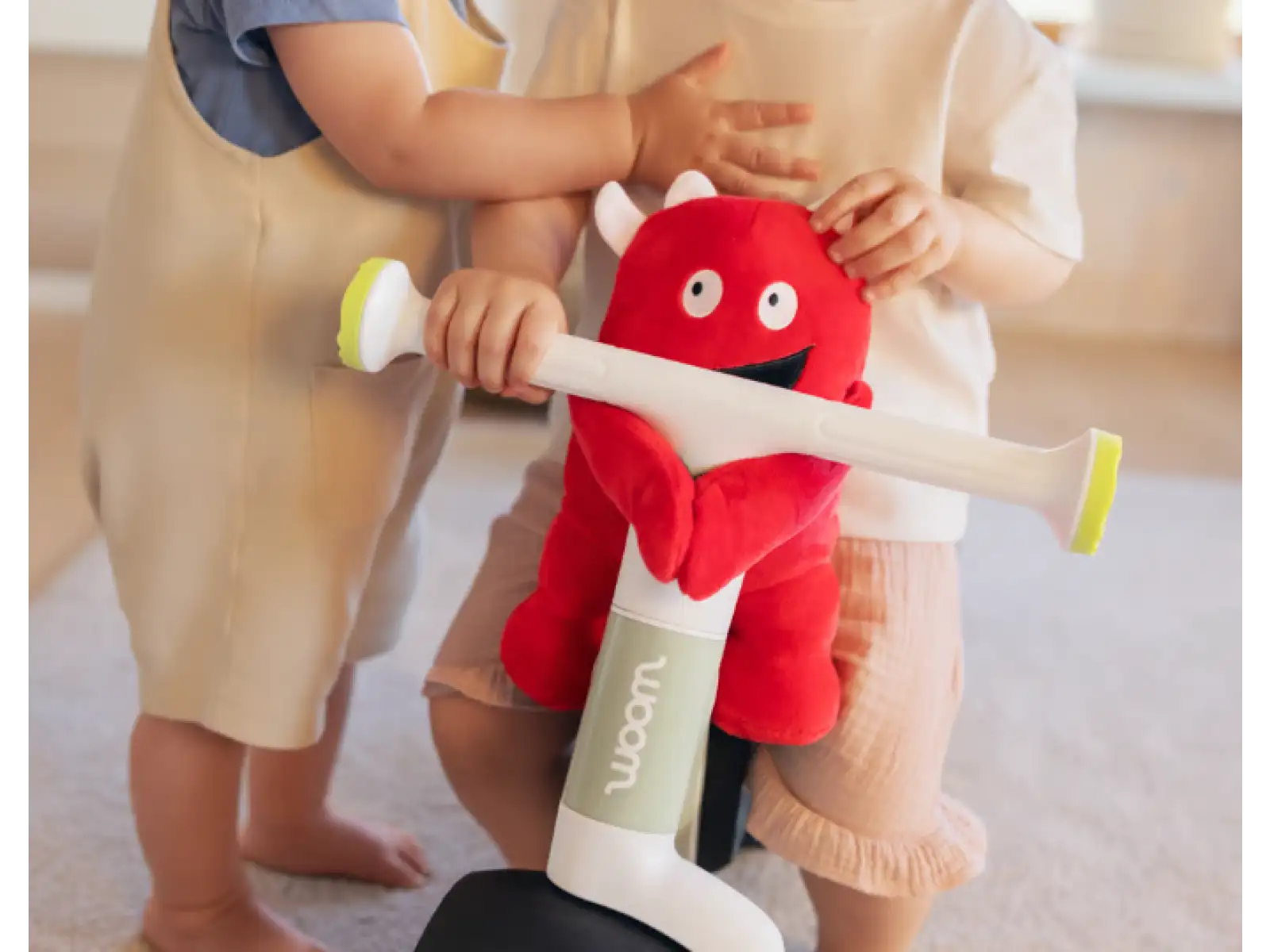 Woom WOW dětské odrážedlo Soft Sprout