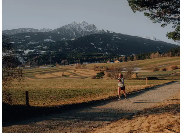 Suunto Spark běžecká sluchátka Black