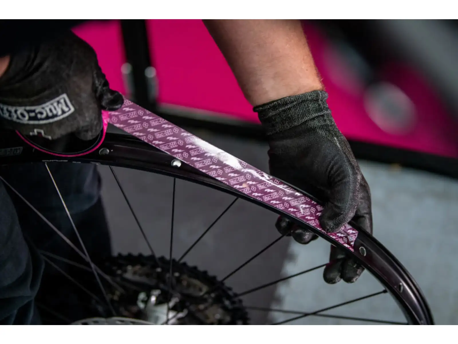 Muc-Off tubeless Rim Tape páska do ráfku 50 m