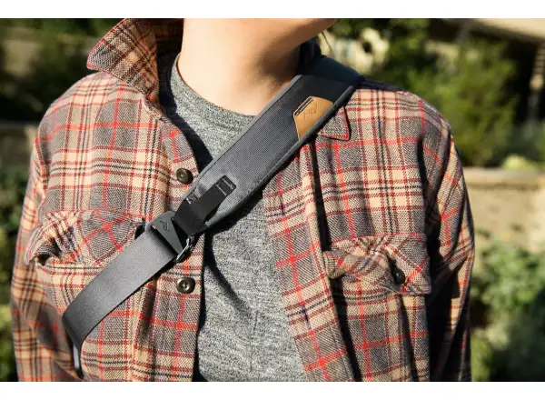 Peak Design Everyday Sling 3 l v2 ledvinka Black