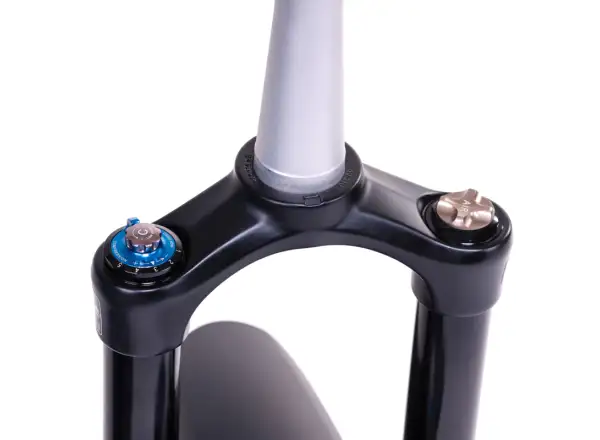 SR Suntour Auron 35 RC2-PCS 150 mm 27,5" Boost odpružená vidlice