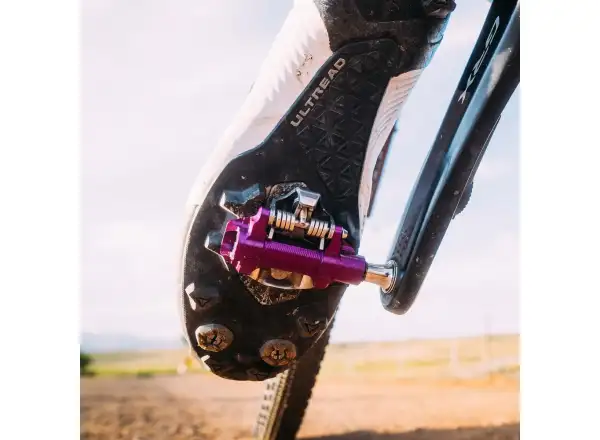 WOLF TOOTH DEL Gravel Race Clipless pedály Ultraviolet Purple